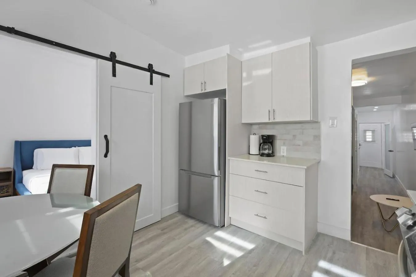 Spacious 3Br In The Heart Of Village Zp1 Montreal Apartment